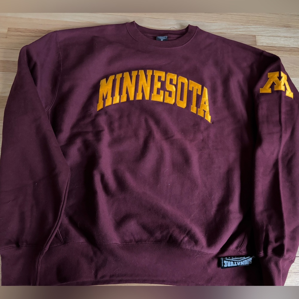 NWT University of Minnesota Maroon Sweatshirt